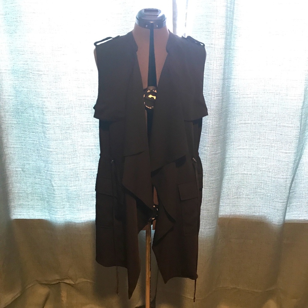 Simply Vera Shawl Vest